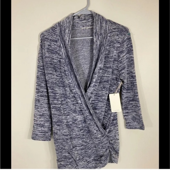 41 Hawthorn Sweaters - NWT StitchFix 41Hawthorn Navy Gray Wrap Cardigan Medium